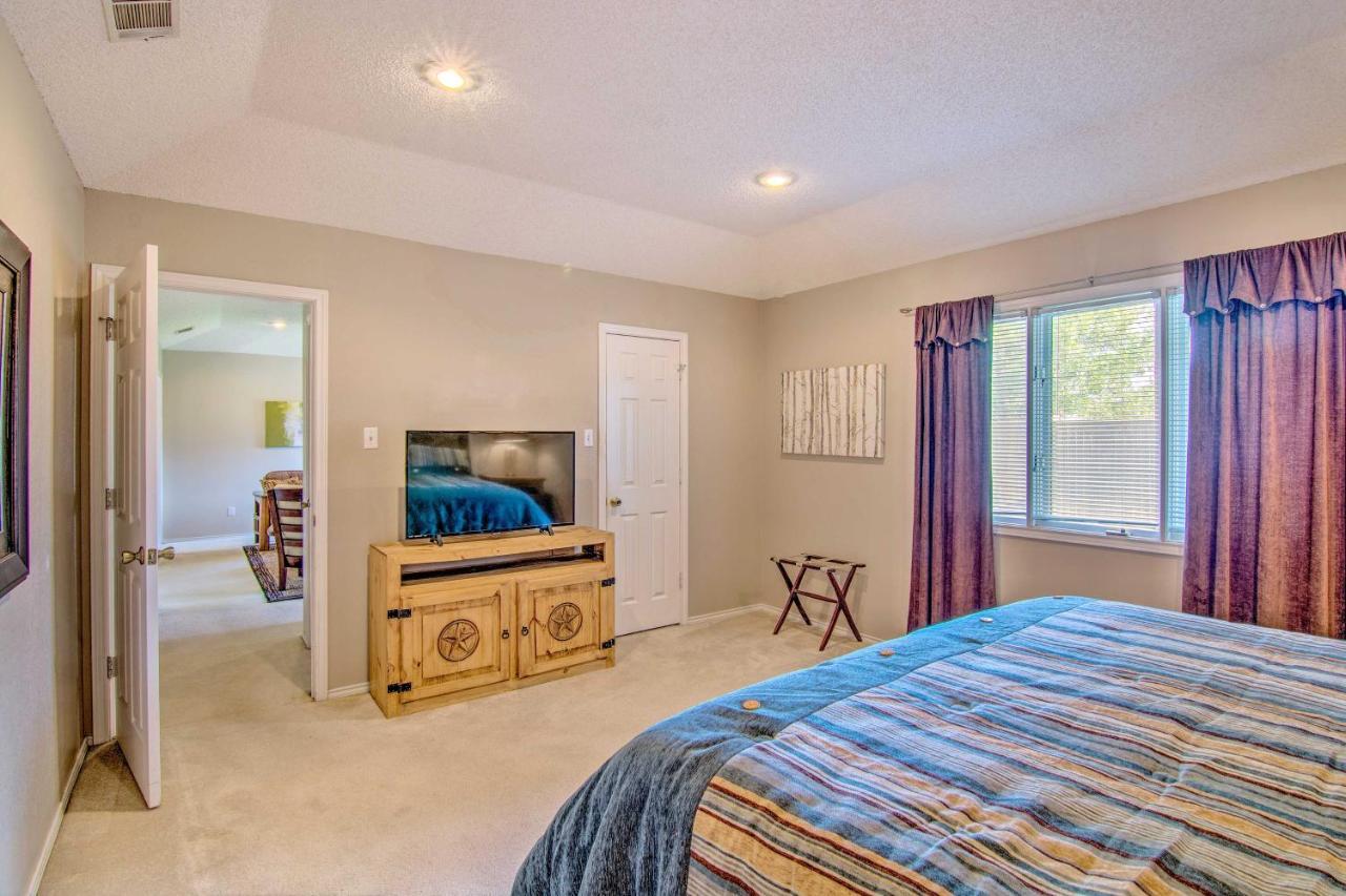 Lubbock Home With Deck And Yard - 8 Miles To Ttu! Extérieur photo
