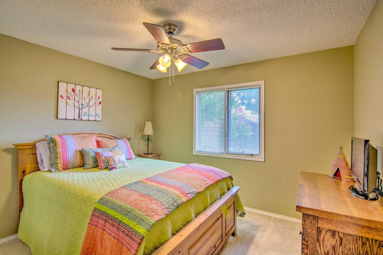 Lubbock Home With Deck And Yard - 8 Miles To Ttu! Extérieur photo