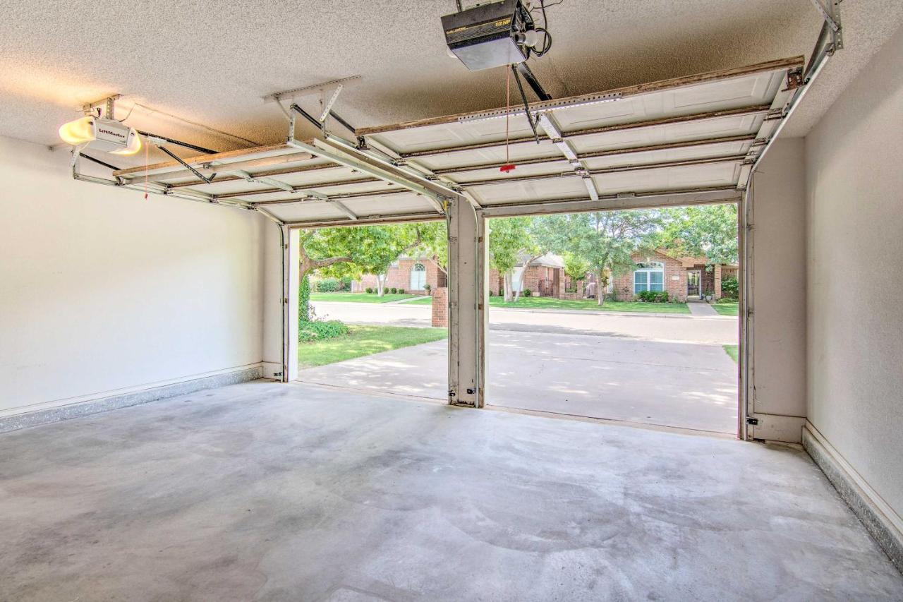 Lubbock Home With Deck And Yard - 8 Miles To Ttu! Extérieur photo